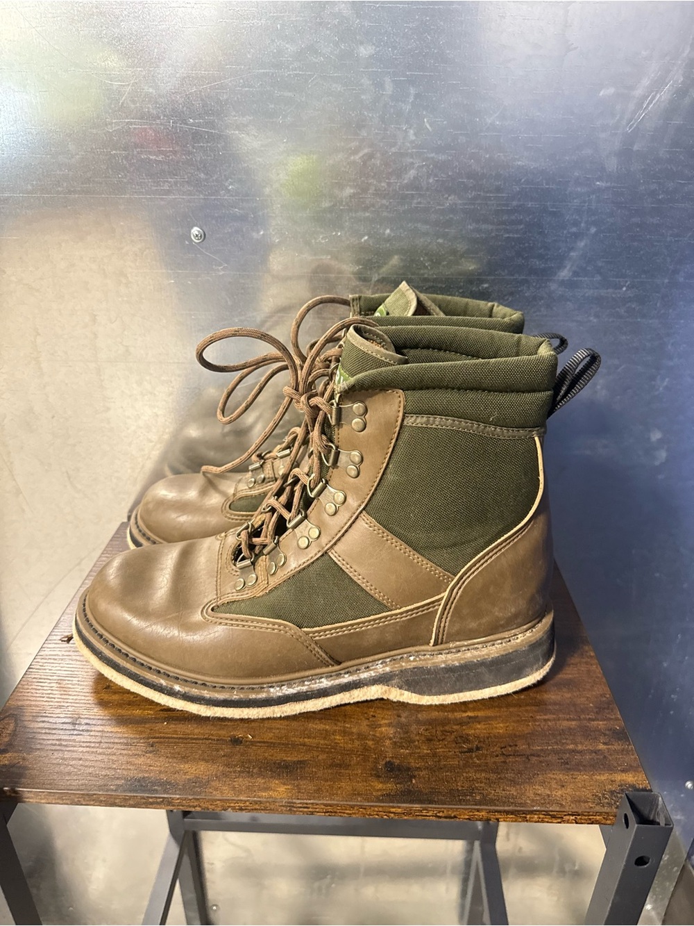Orvis Fly Fishing Wading Brogue Boots Felt Sole Olive Green Brown Men Size 12